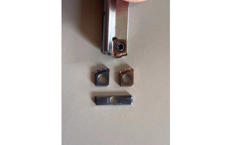 ZSGT060204R-DT深孔钻刀片及其搭配的导向键GPS-04-16-045，  凭借其完美替代进口品牌的能力